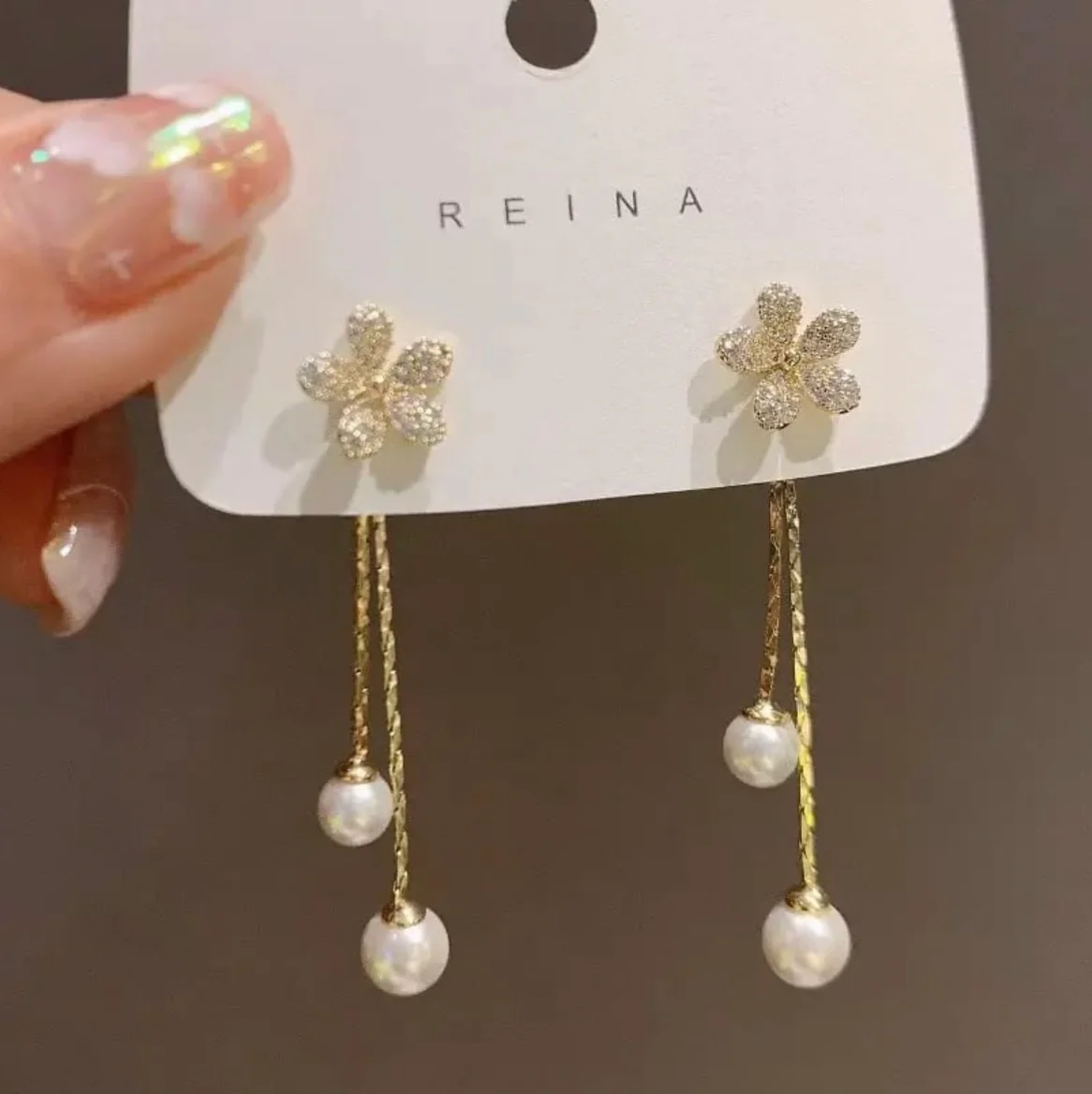 ✨ Pearl Flora Drop Earrings ✨