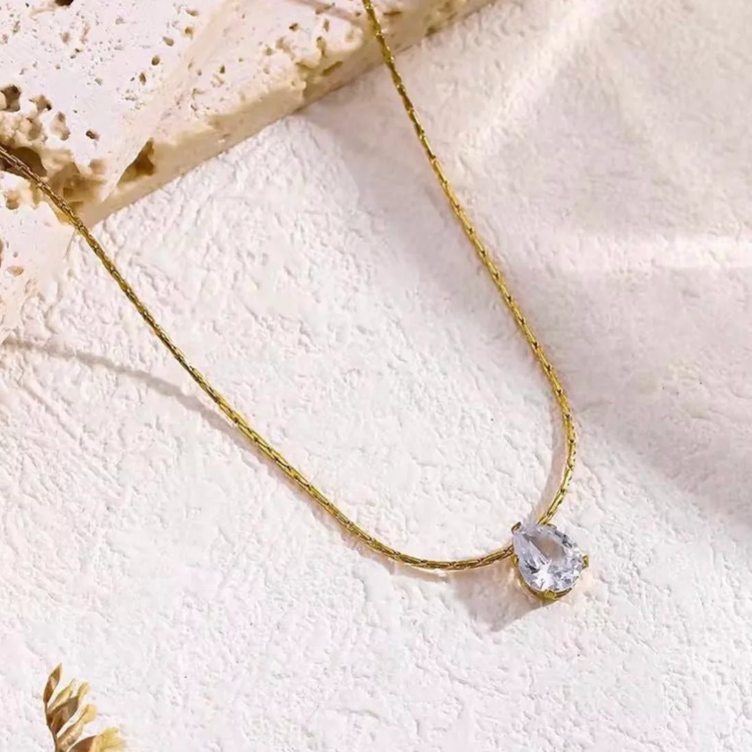 Antitarnish solitaire chain