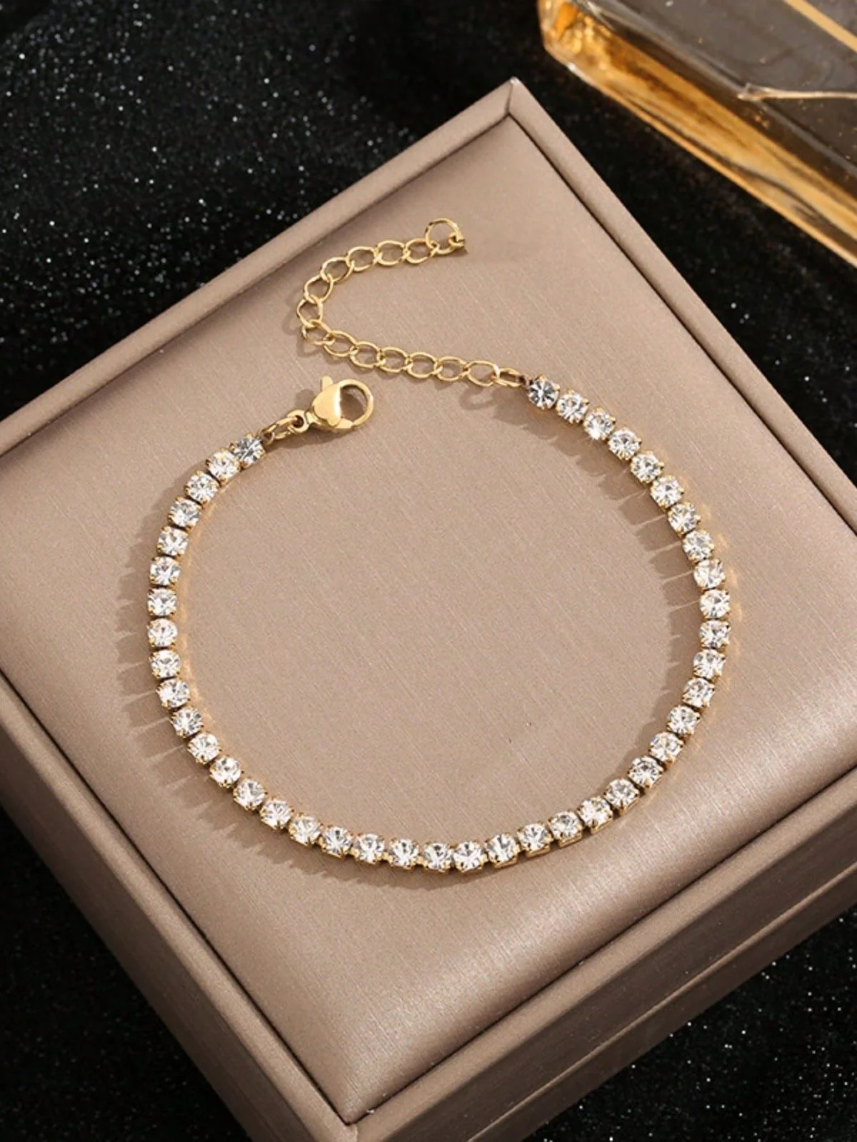 Tennis bracelet gold