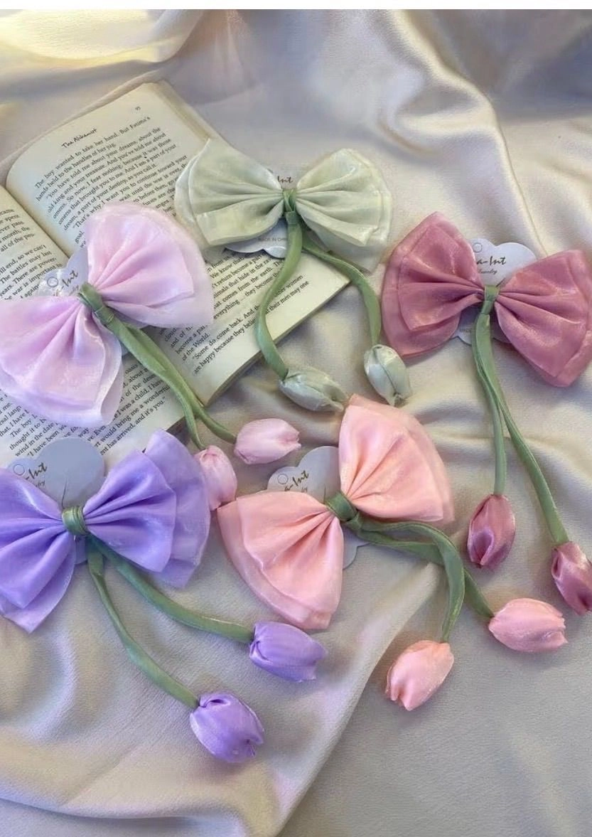 Tulip bows