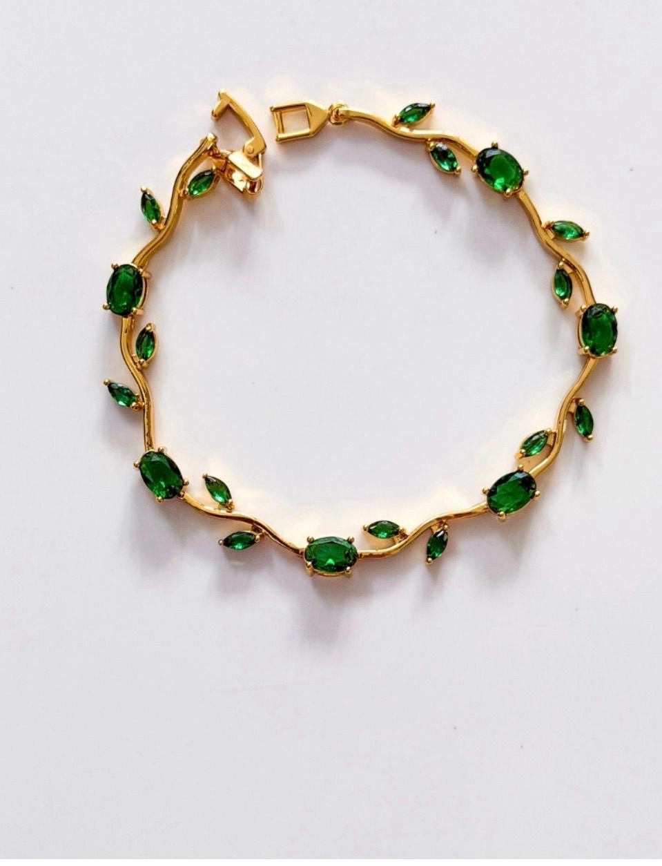 Green tulip bracelets