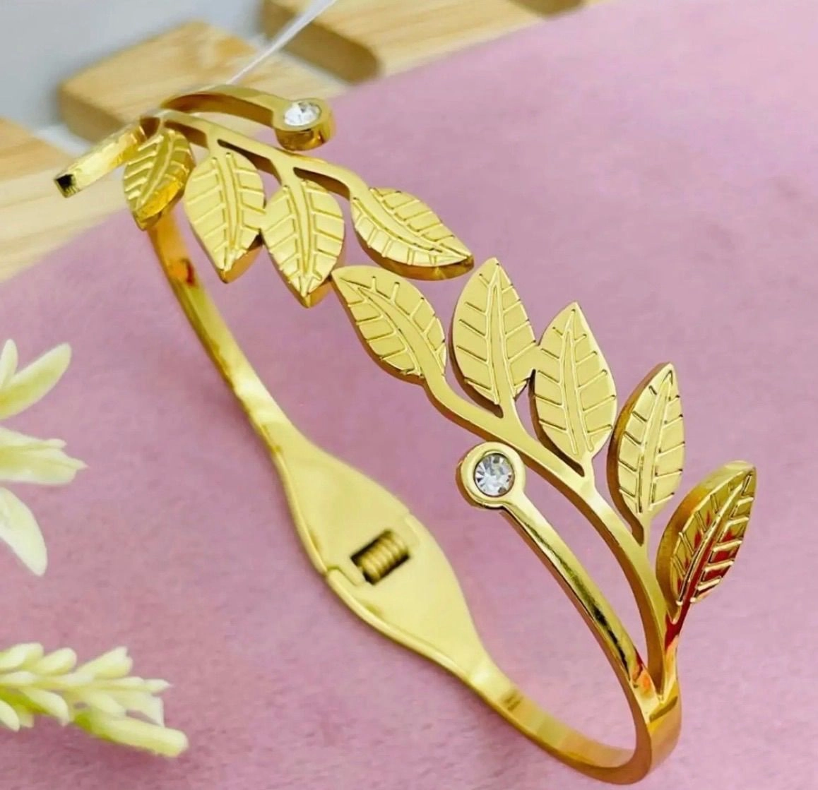 Leaf kada