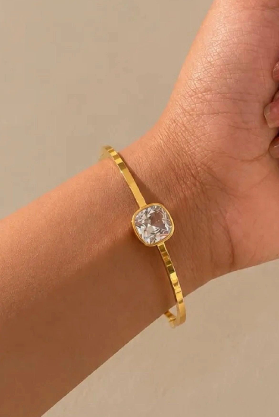Solitaire stone kada 1