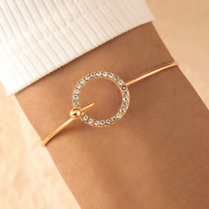 Diamond Circle Single Bracelet