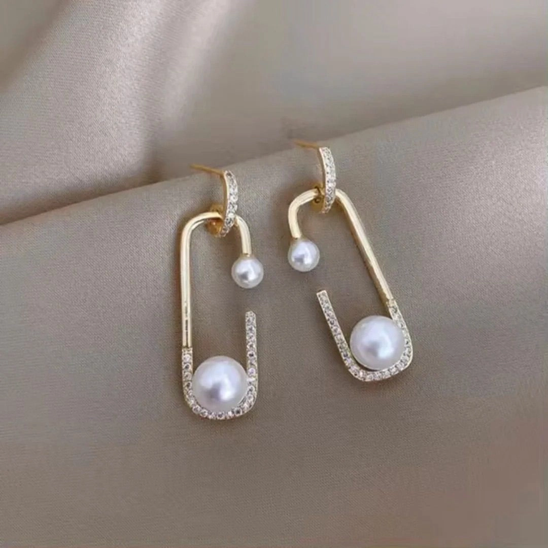 Pearl Link Luxe Earrings