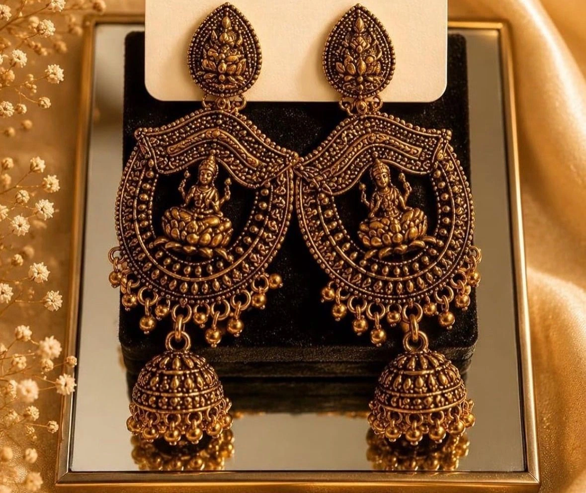 Lakshmi Jhumkas