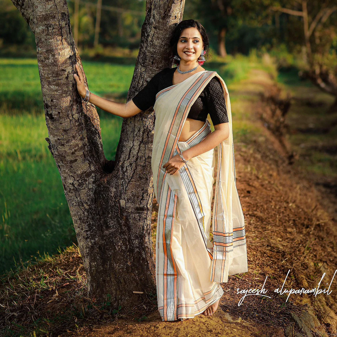 Silver Colour Fancy Set Mund 2