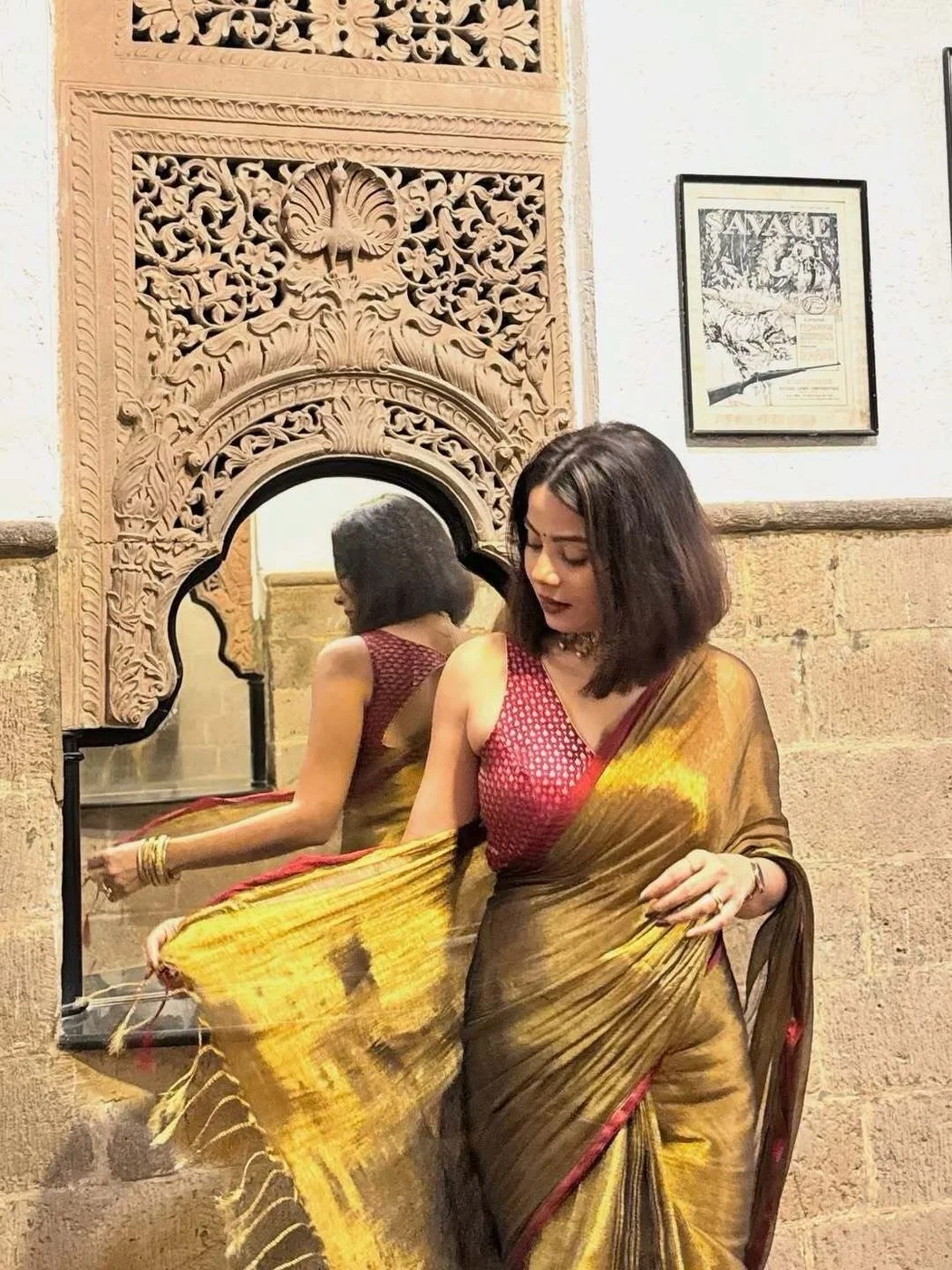 Red Boarder Golden Saree 6