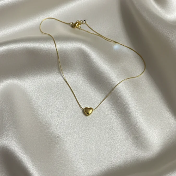 Heart pendant anti tarnish chain