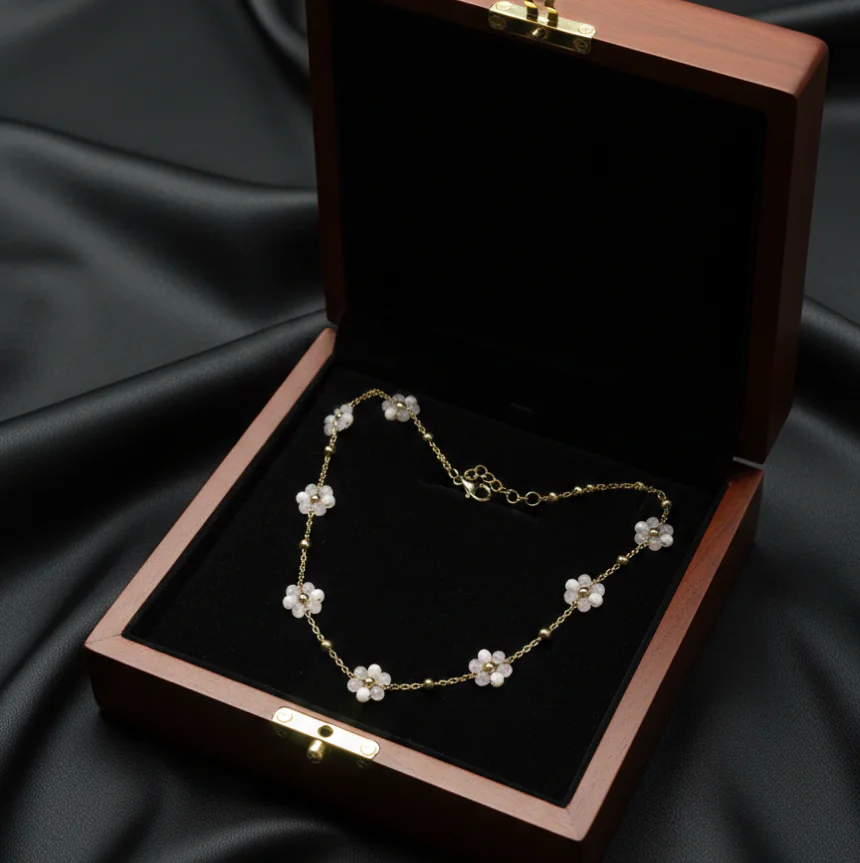 Anti tarnish flower chain