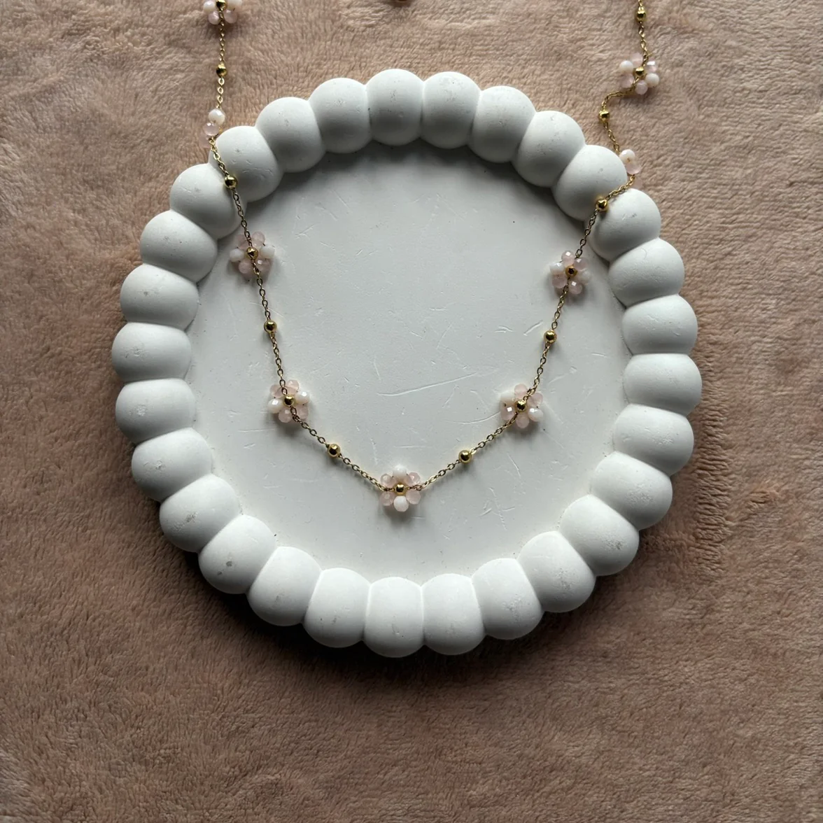 Anti tarnish flower chain 3