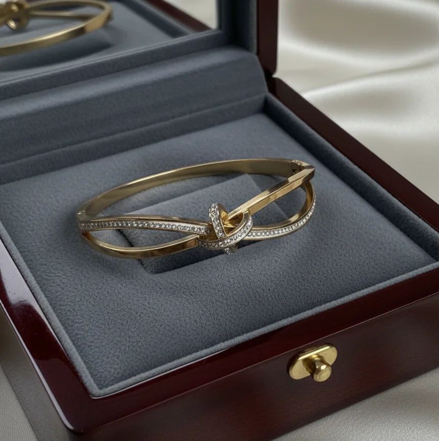 Anti tarnish Openable Bracelet 2