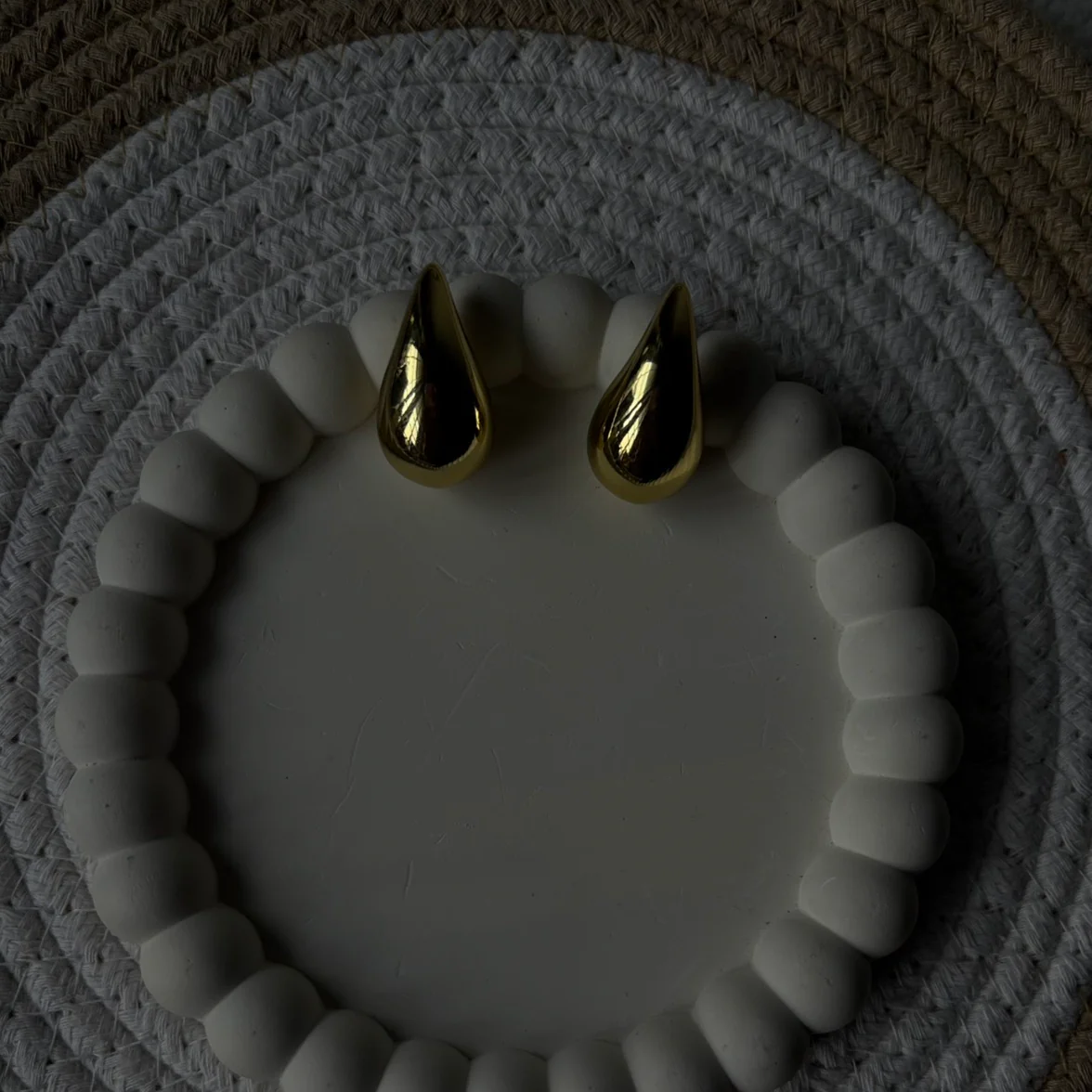 Tear Drop Earring 4