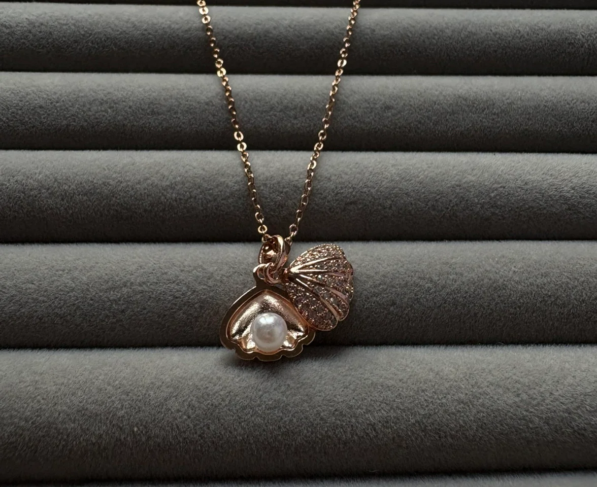 Anti tarnish Shell pendant 3