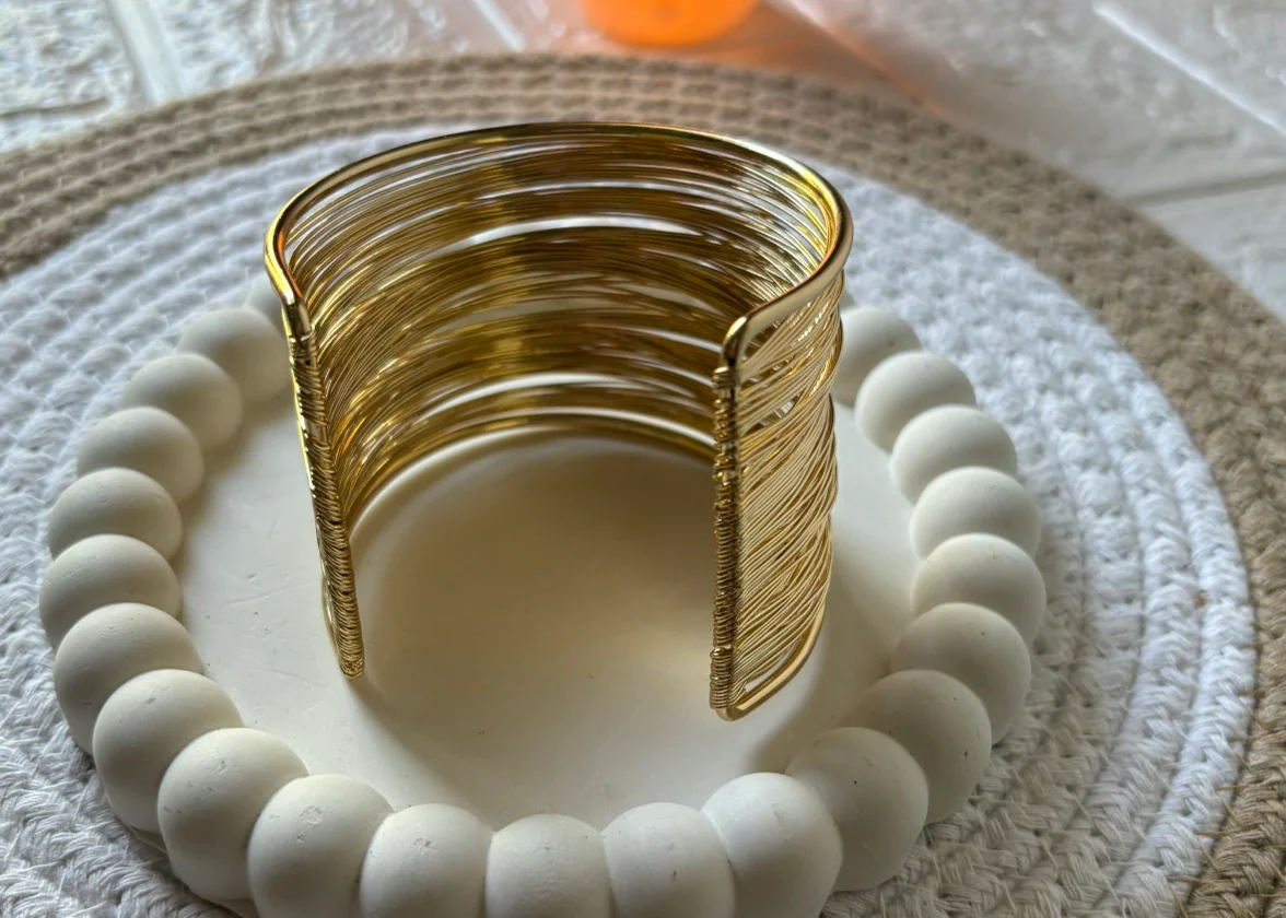 Anti tarnish Handcuff 3