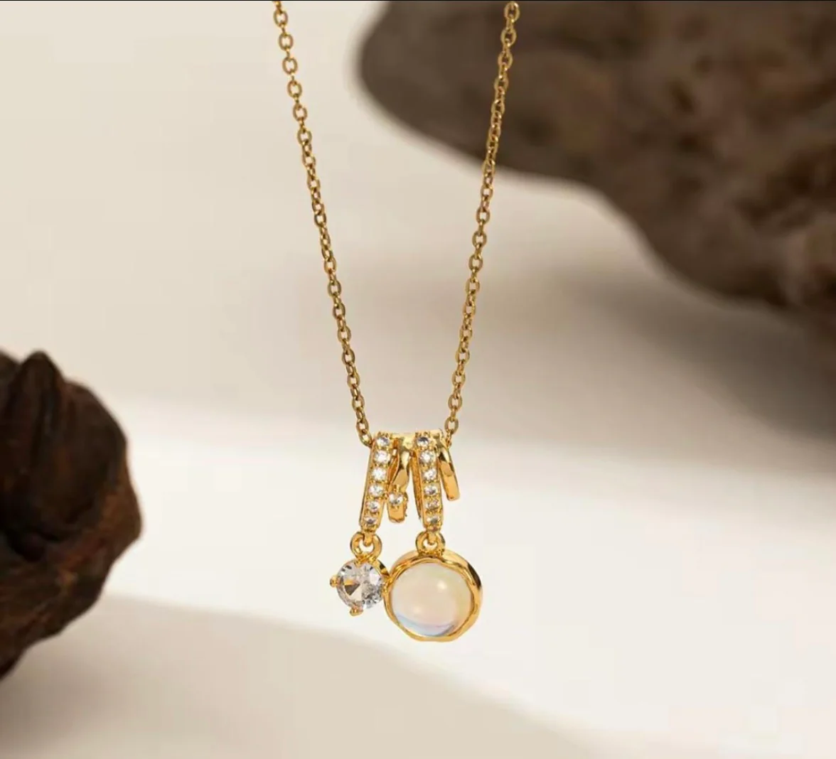 Anti tarnish cat eye Neklace