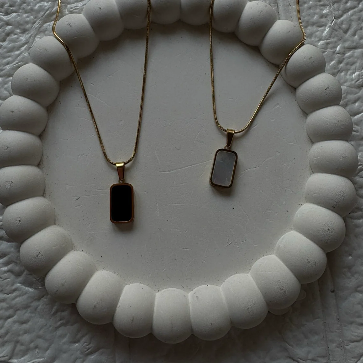 Anti tarnish Reversible Neklace 4