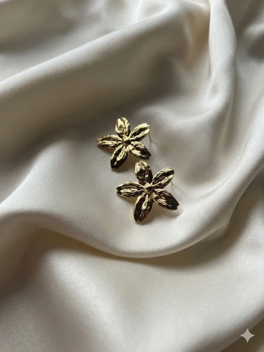 Anti tarnish flower earring