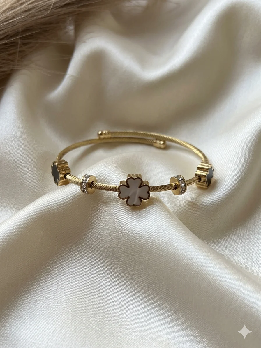 Clover Bracelet