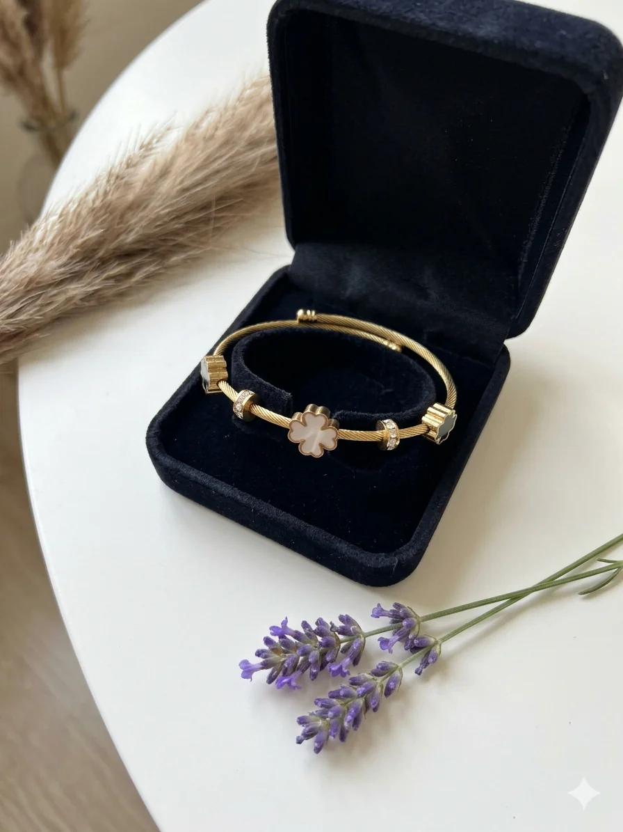 Clover Bracelet 2