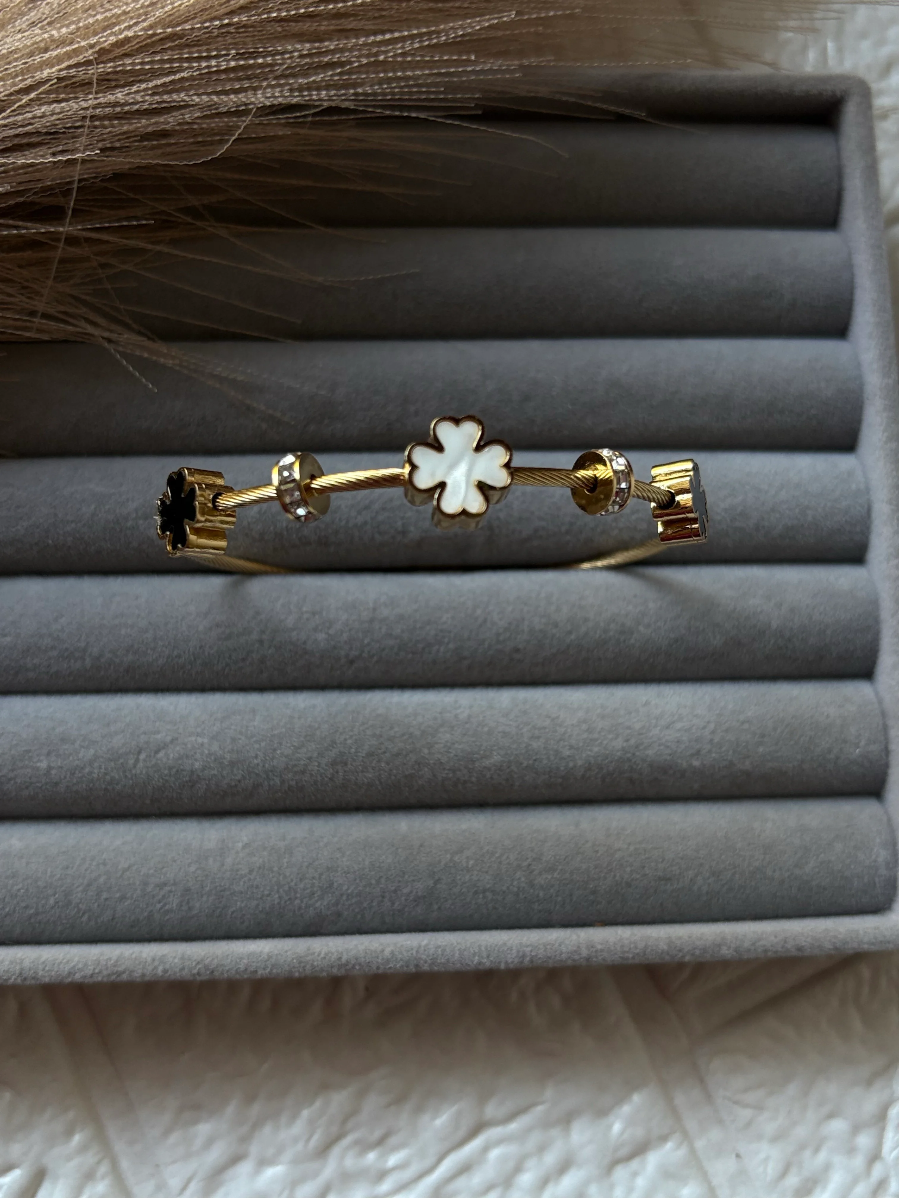 Clover Bracelet 3