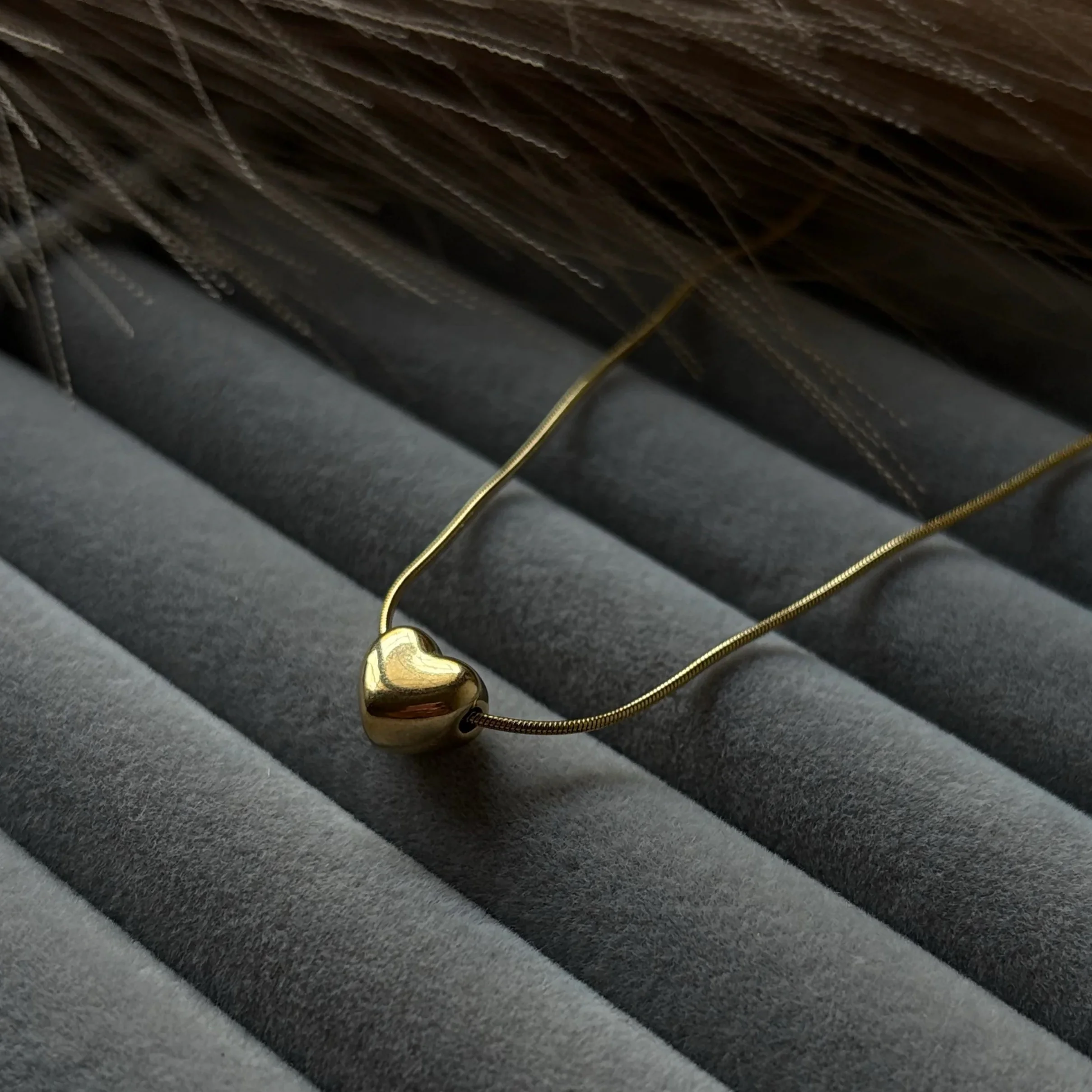 Anti tarnish Heart pendant Chain 2