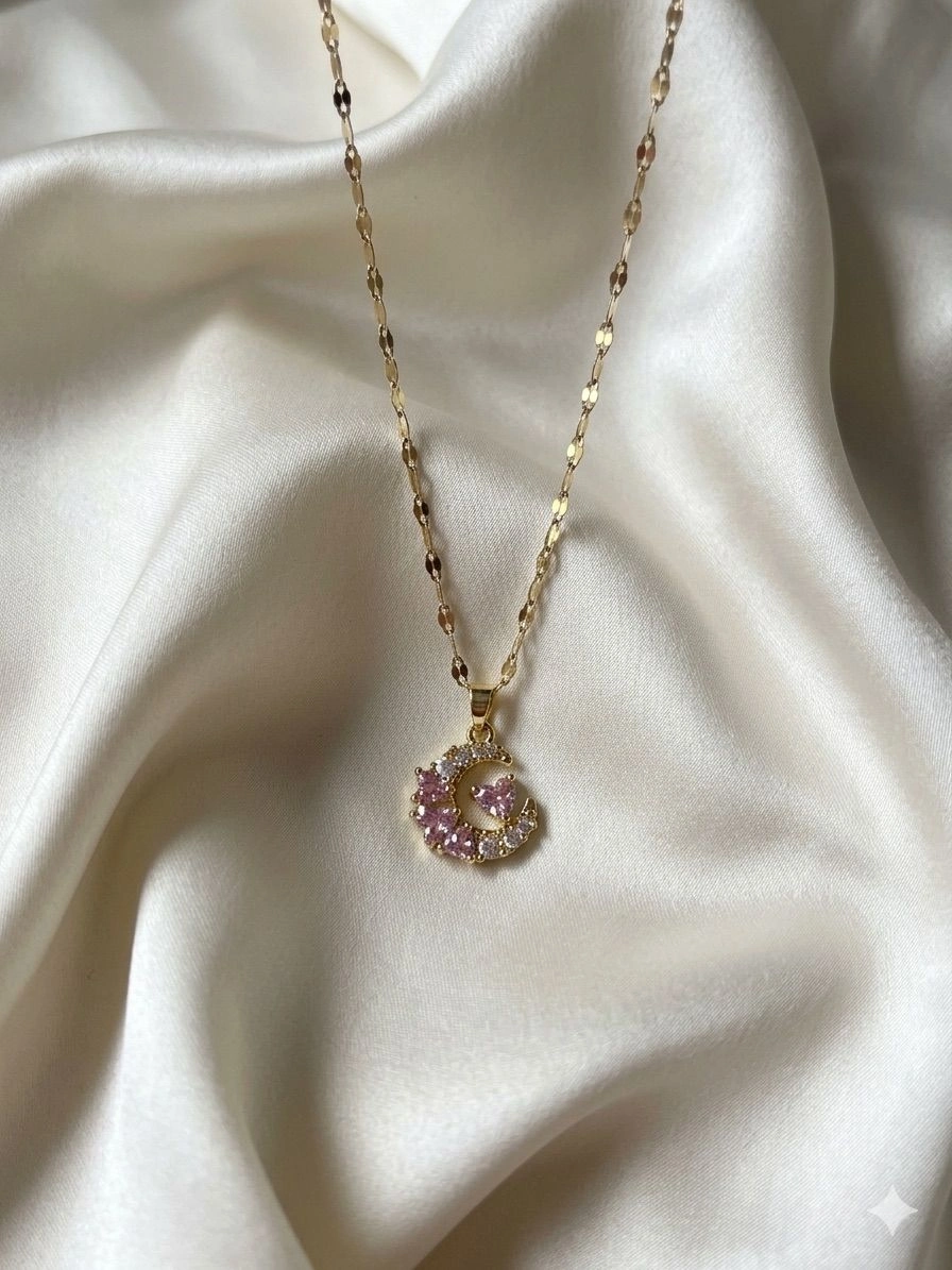 Half moon heart pendant chain