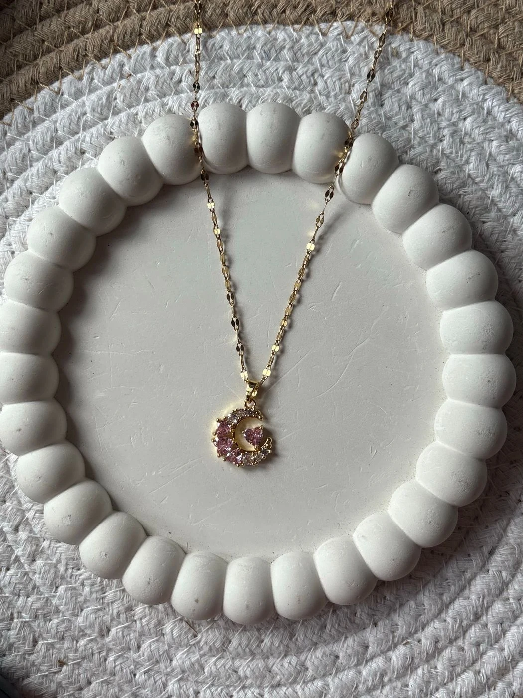 Half moon heart pendant chain 3