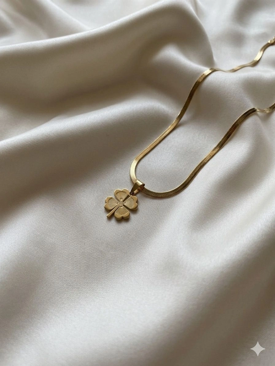 Lucky clover Anti tarnish Chain