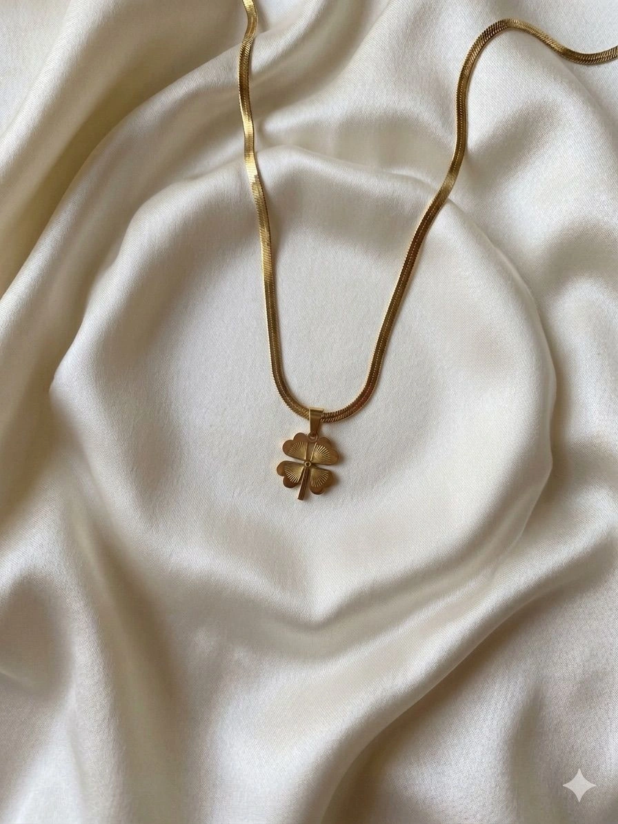 Lucky clover Anti tarnish Chain 2
