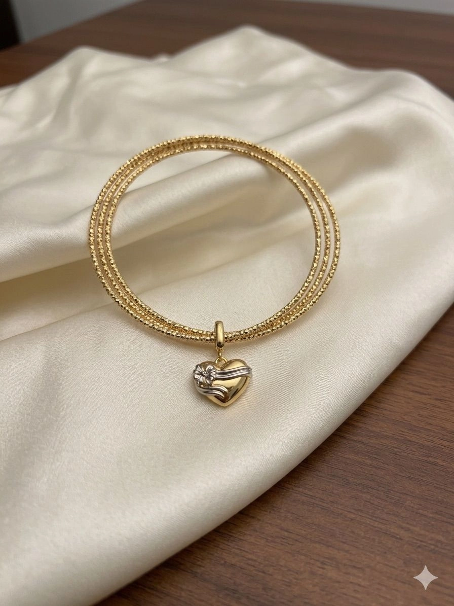 Heart Charm Bangle