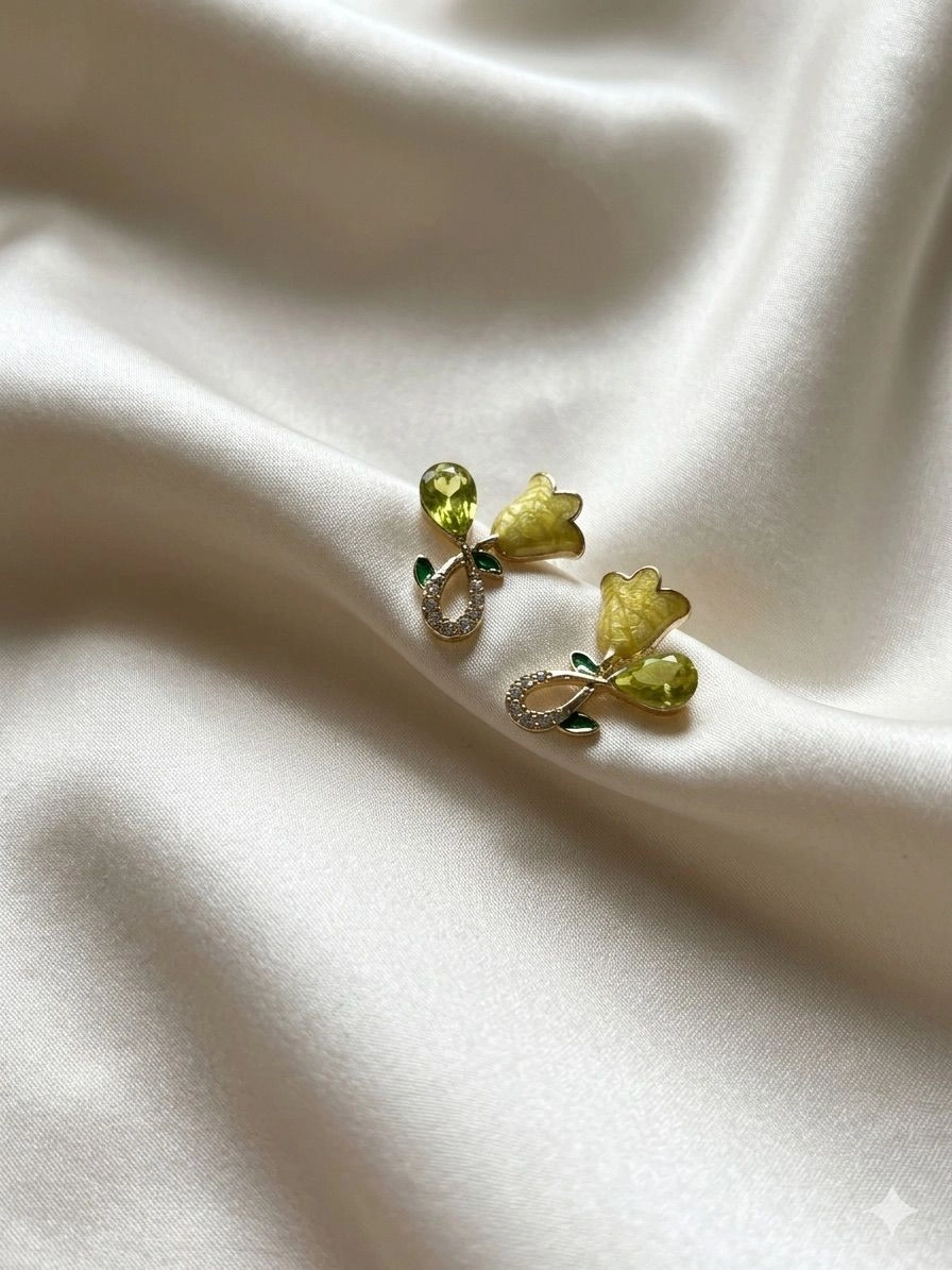 Tulip stud 1