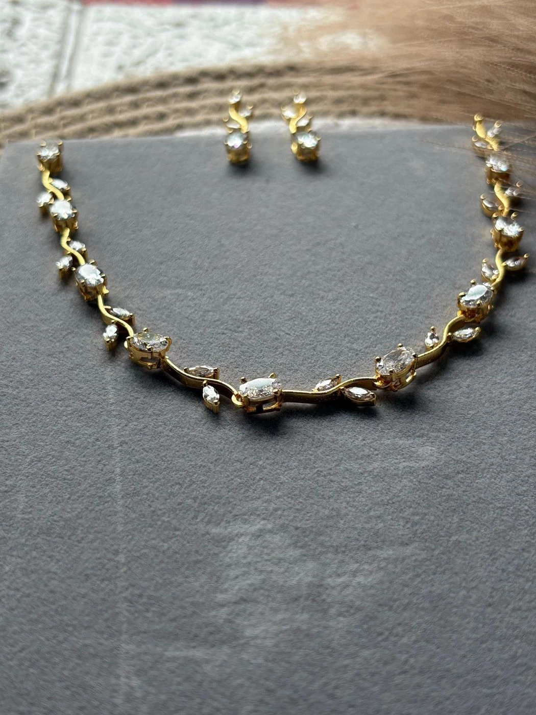 Tulip Neklace 3