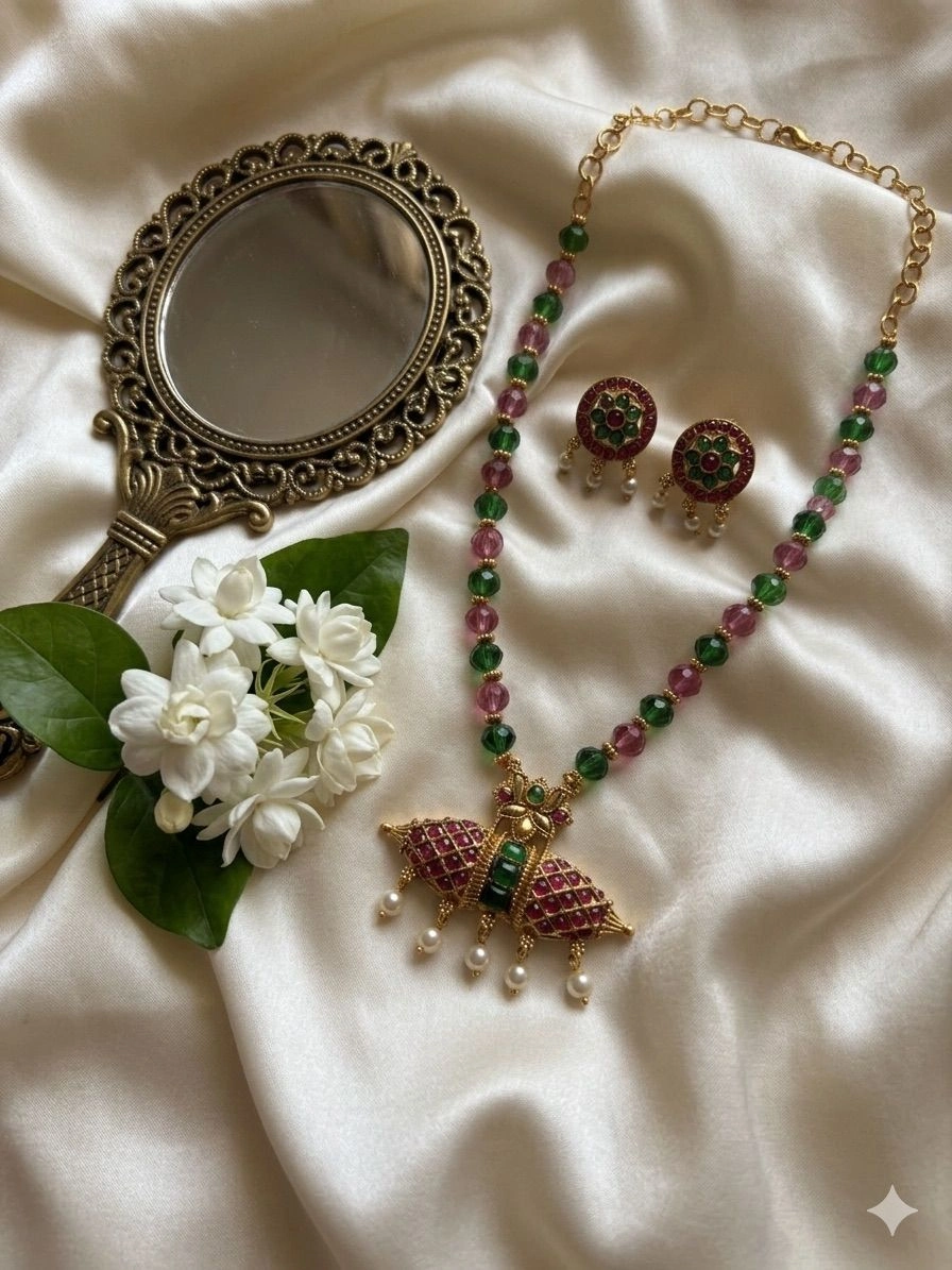 Traditional Beaded Neklace 2