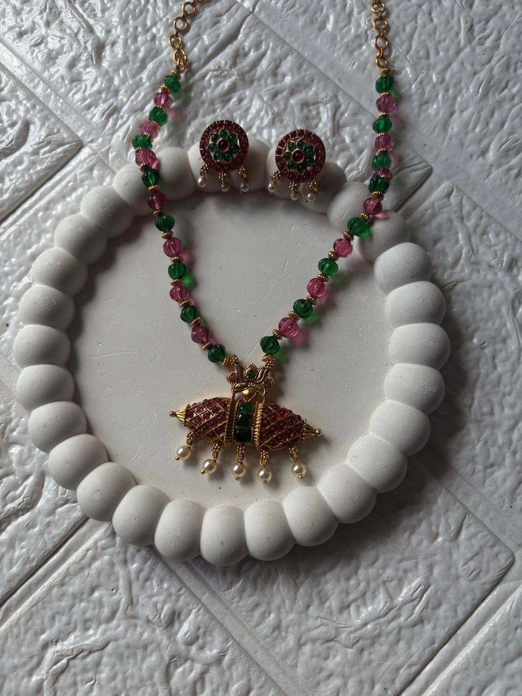 Traditional Beaded Neklace 3