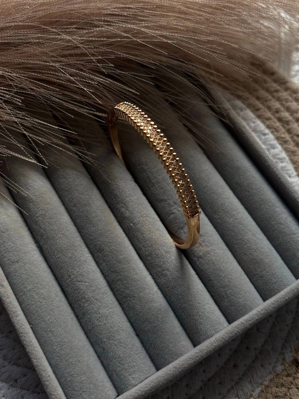 Premium Quality Openable Bracelet 2