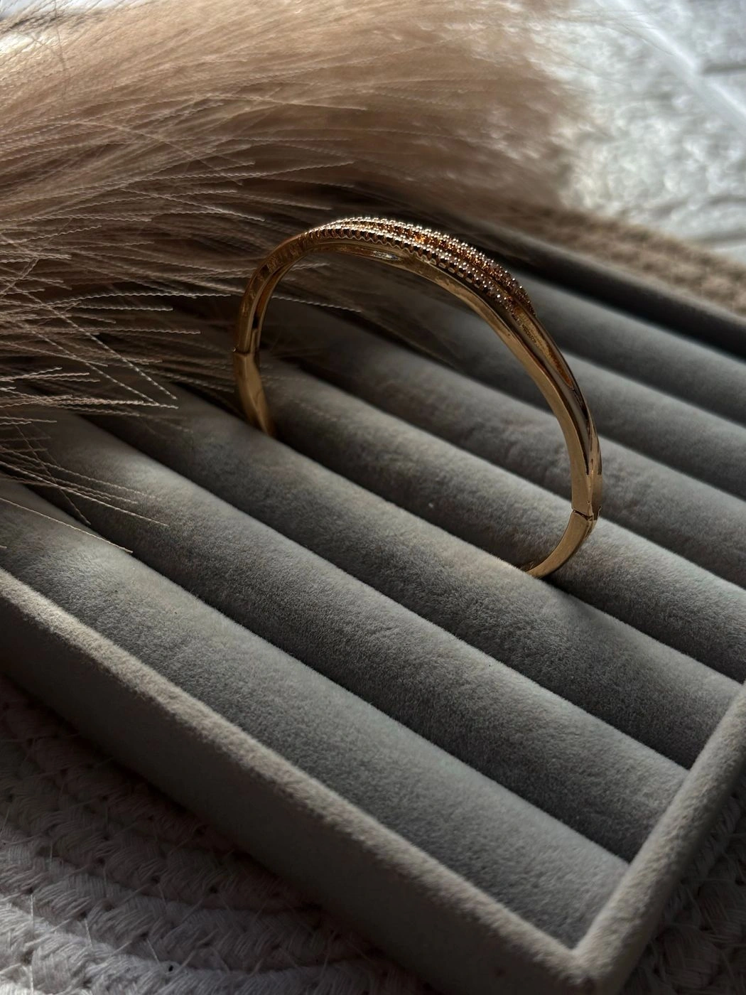 Premium Quality Openable Bracelet 2