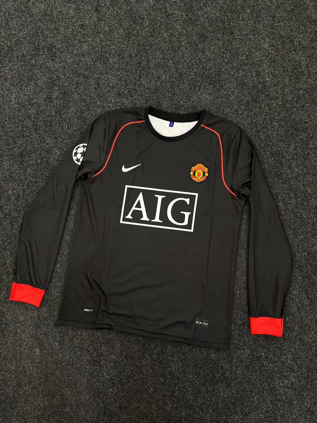 MANCHESTER UNITED RONALDO RETRO EMBROIDERY FULL SLEEEVE JERSEY 1