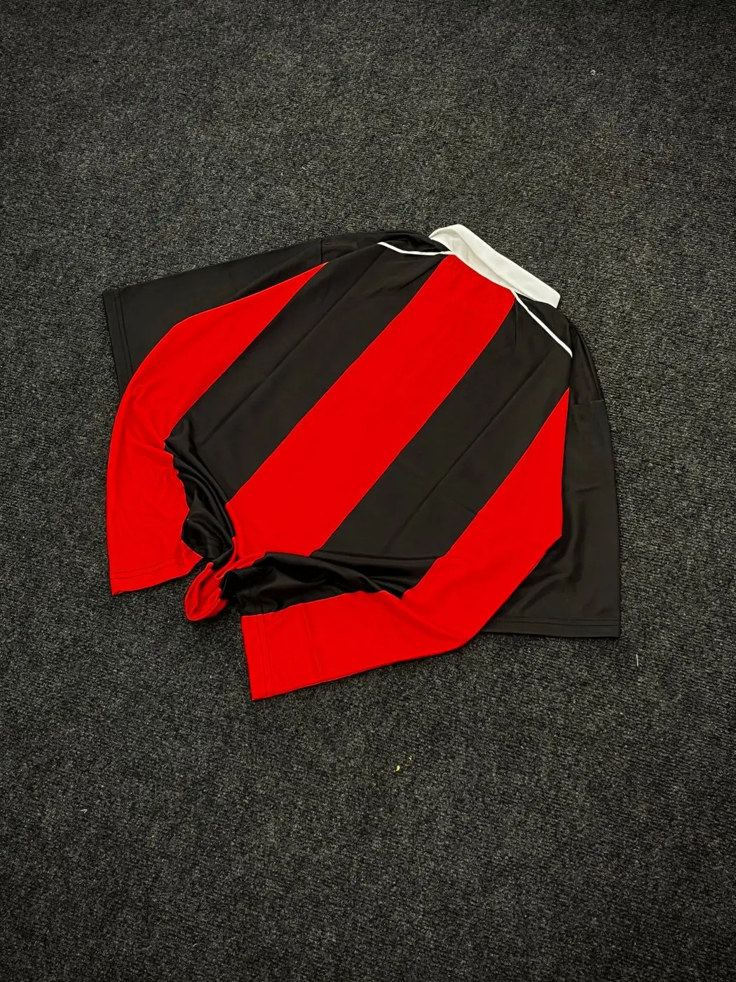 AC MILAN SPECIAL EDITION FIVESLEEVE TSHIRT JERSEY 2