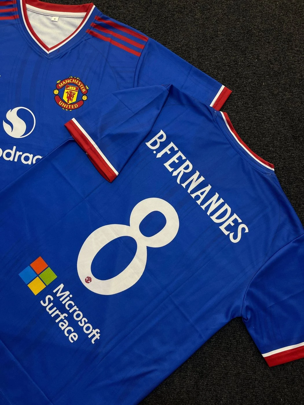MANCHESTER UNITED 2026-27 AWAY JERSEY V NECK BRUNO FERNANDES 2