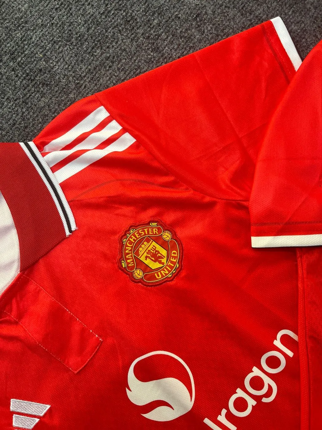 MANCHESTER UNITED 2026-27 HOME JERSEY CUNHA EMBROIDERY 2
