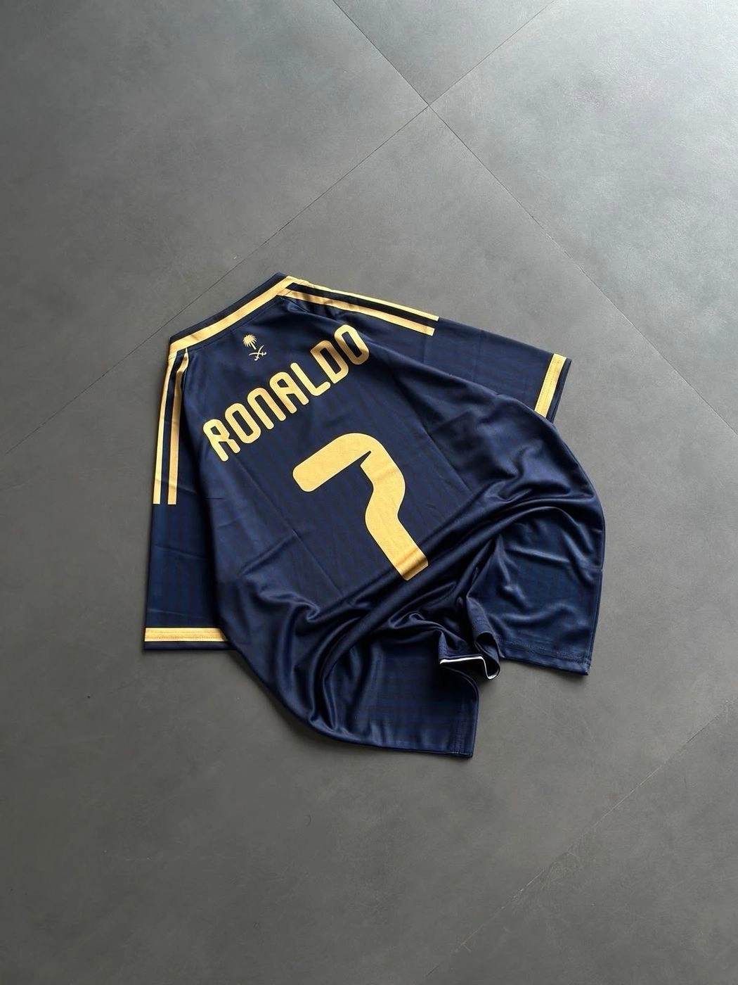 AL NASSR AWAY FIVESLEEVE JERSEY RONALDO 2
