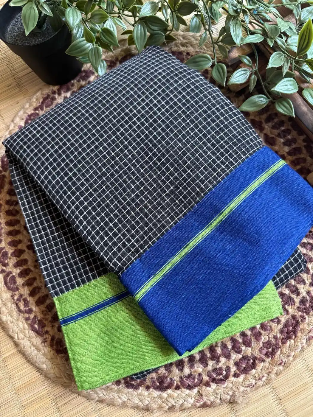 PATTEDA ANCHU Sarees. 3