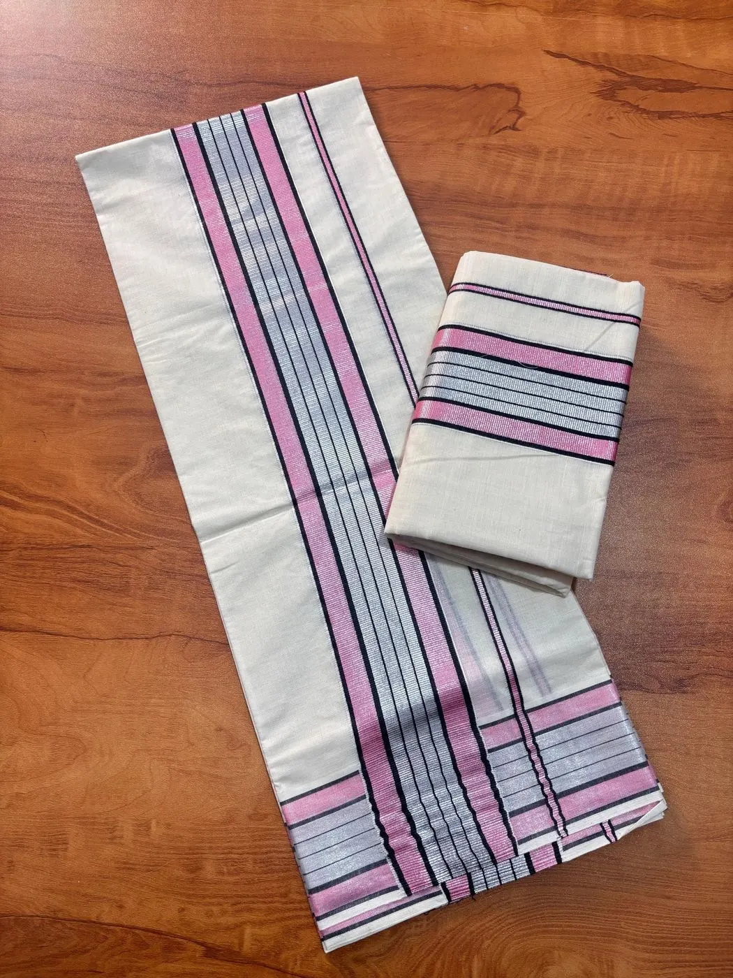 Set Mundu 3