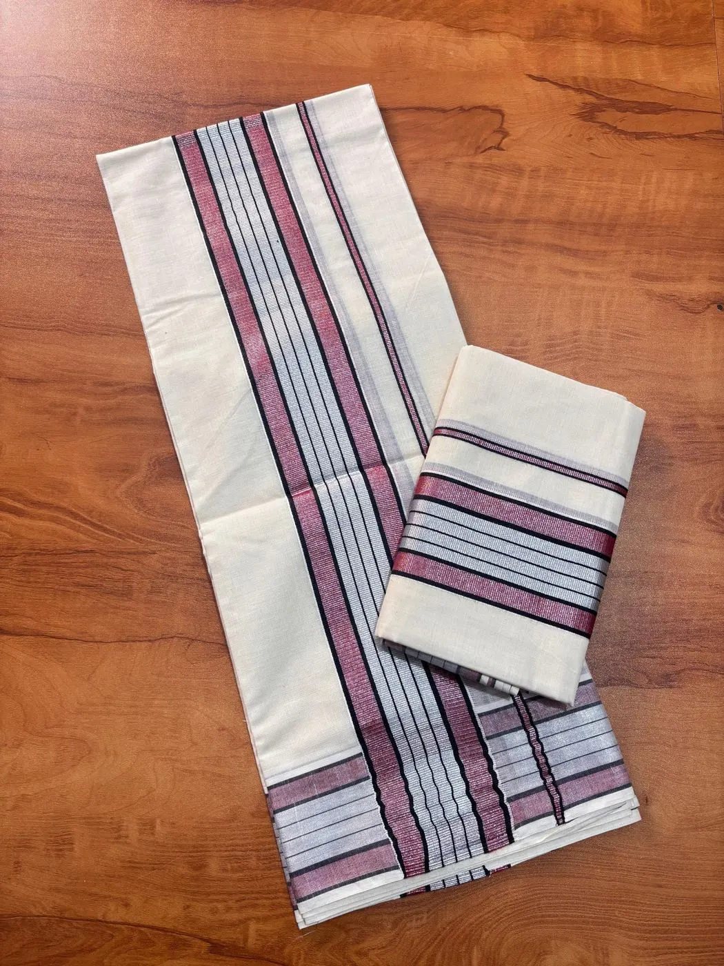 Set Mundu 4