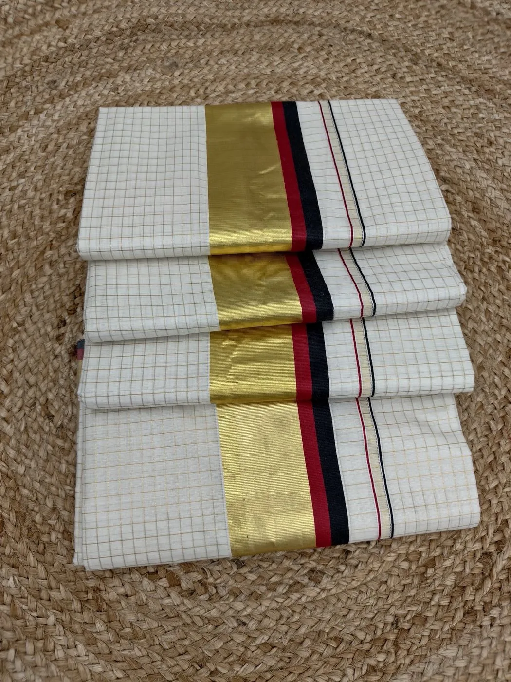 Red and Black Border Check Kerala Saree 2