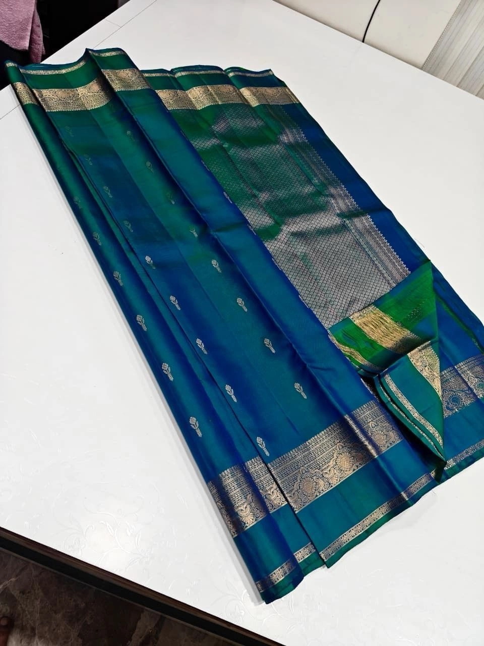 Pure Kanchipuram Silk Saree 12
