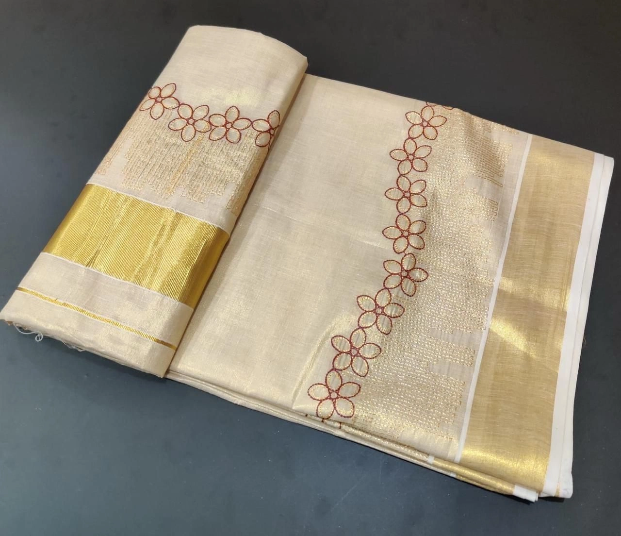 Kerala Tissue embroidered Saree 1