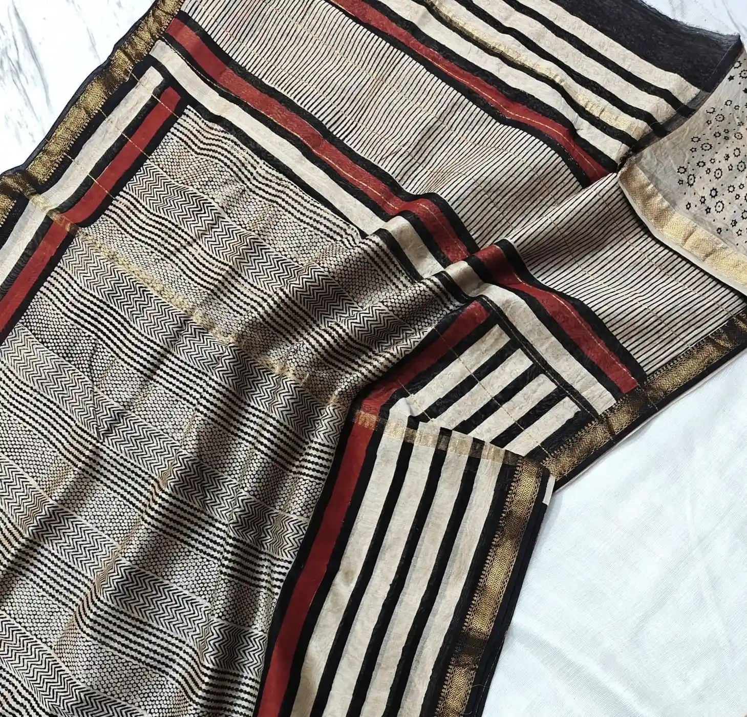Maheshwari Silk Sarees 1