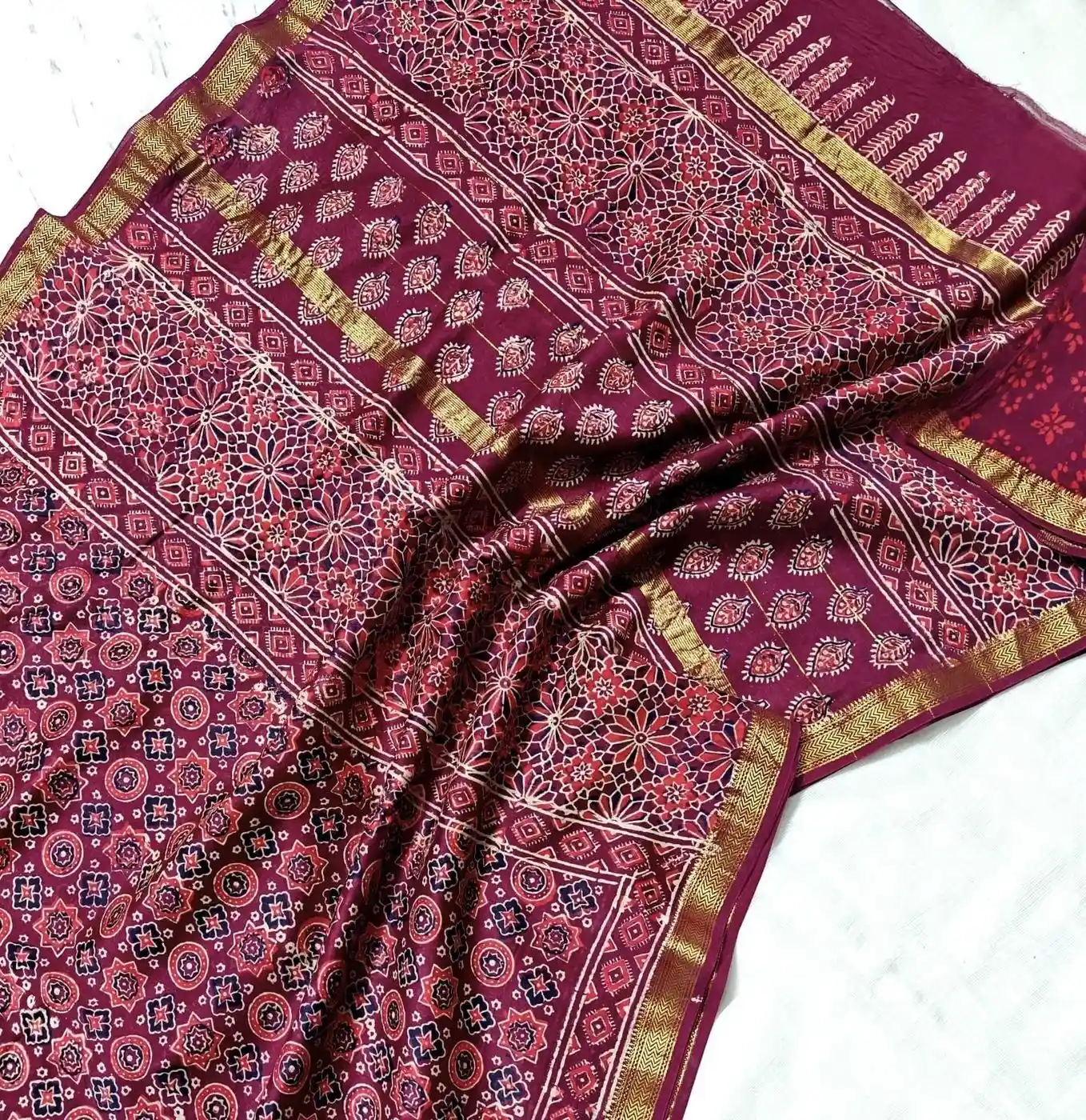 Maheshwari Silk Sarees 13